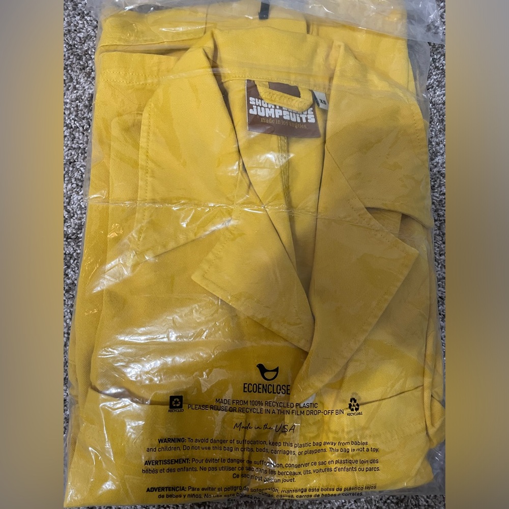 Yellow short-sleeved Jumpsuit